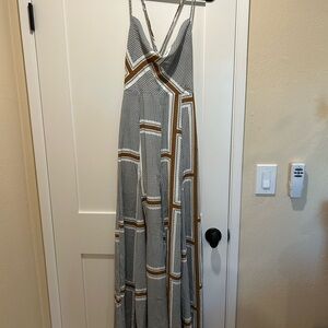 Aakaa Geometric V-Neck Maxi Dress in Black and Brown